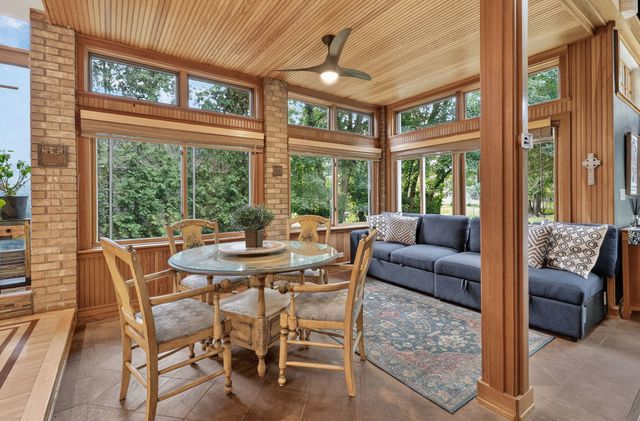 6116 S Brainard Avenue, La Grange Highlands, IL 60525