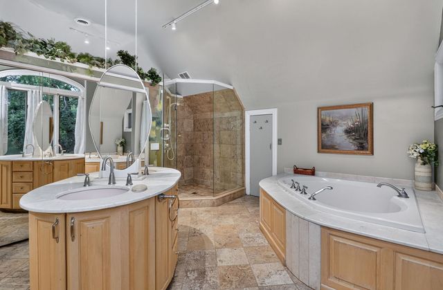 6116 S Brainard Avenue, La Grange Highlands, IL 60525