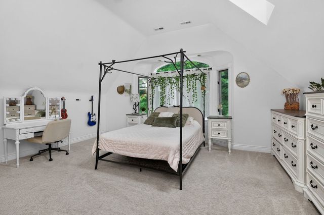6116 S Brainard Avenue, La Grange Highlands, IL 60525