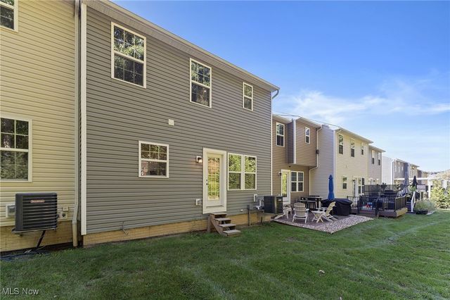 1113 Bean Lane, Akron, OH 44313