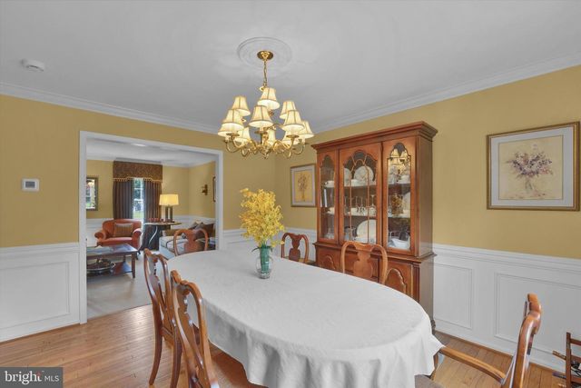 847 CLOVER DR, North Wales, PA 19454