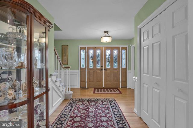 847 CLOVER DR, North Wales, PA 19454