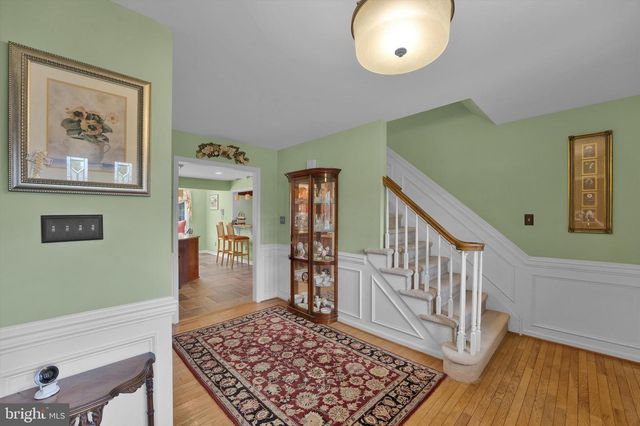 847 CLOVER DR, North Wales, PA 19454