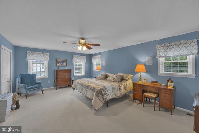 847 CLOVER DR, North Wales, PA 19454
