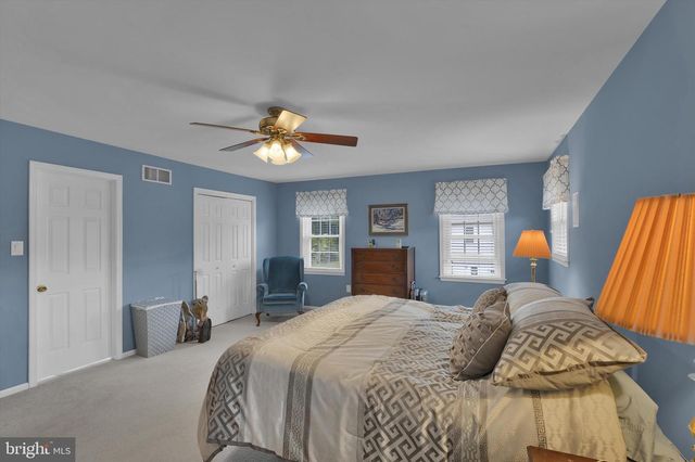 847 CLOVER DR, North Wales, PA 19454