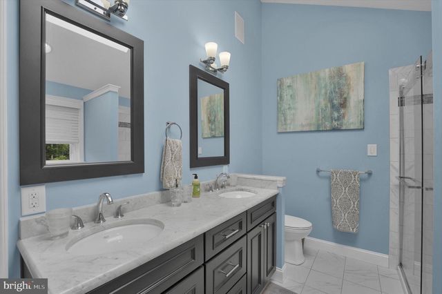 847 CLOVER DR, North Wales, PA 19454
