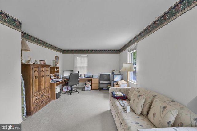 847 CLOVER DR, North Wales, PA 19454