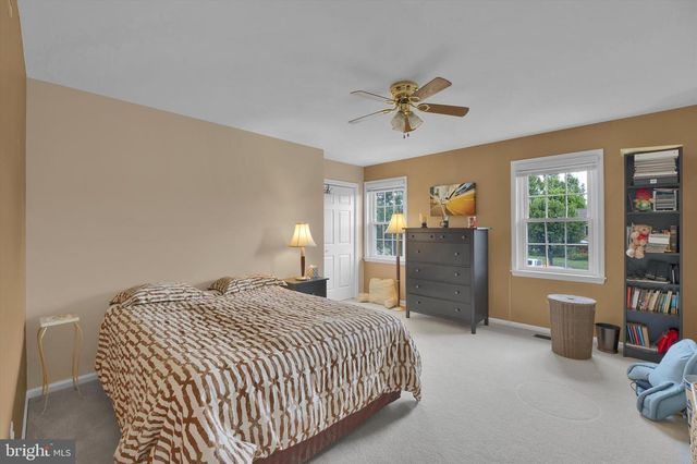 847 CLOVER DR, North Wales, PA 19454