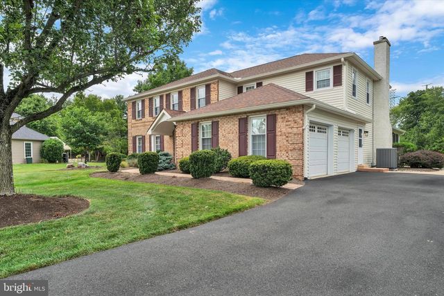 847 CLOVER DR, North Wales, PA 19454
