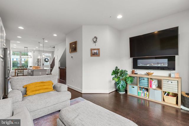 5136 RANDOLPH RD, Rockville, MD 20852