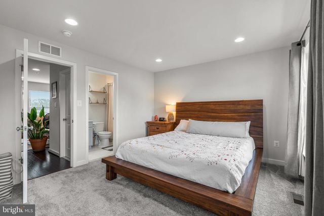 5136 RANDOLPH RD, Rockville, MD 20852