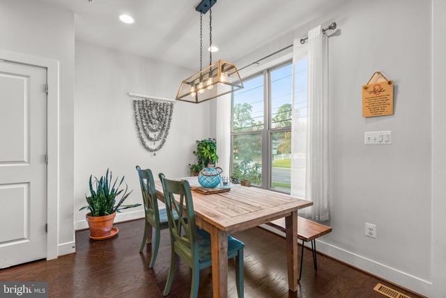 5136 RANDOLPH RD, Rockville, MD 20852