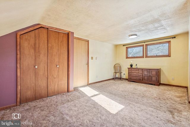 2049 FARMINGTON AVE, Pottstown, PA 19464