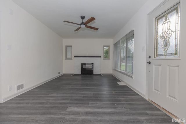 1031 E Mulberry Street, Evansville, IN 47714