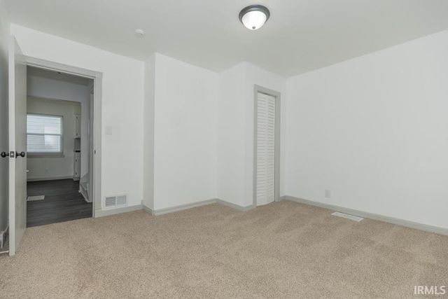 1031 E Mulberry Street, Evansville, IN 47714