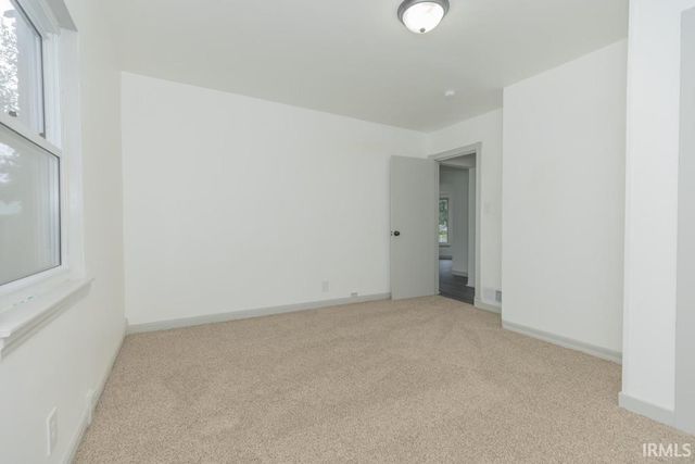 1031 E Mulberry Street, Evansville, IN 47714