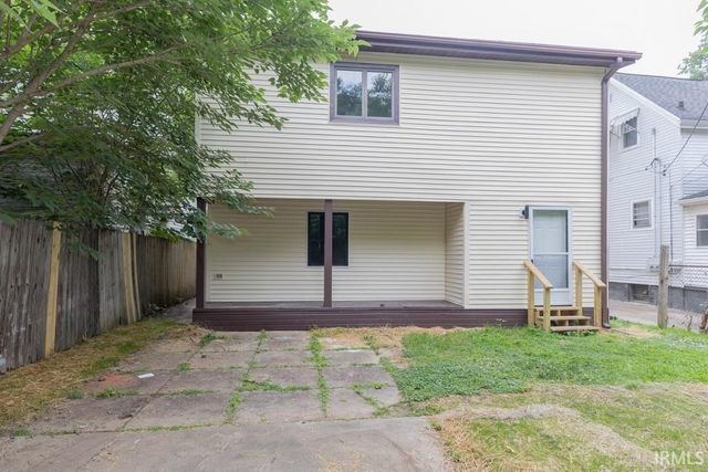 1031 E Mulberry Street, Evansville, IN 47714