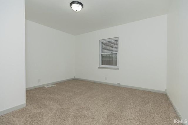 1031 E Mulberry Street, Evansville, IN 47714