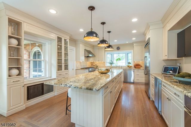 19 The Fairway, Montclair Twp., NJ 07043