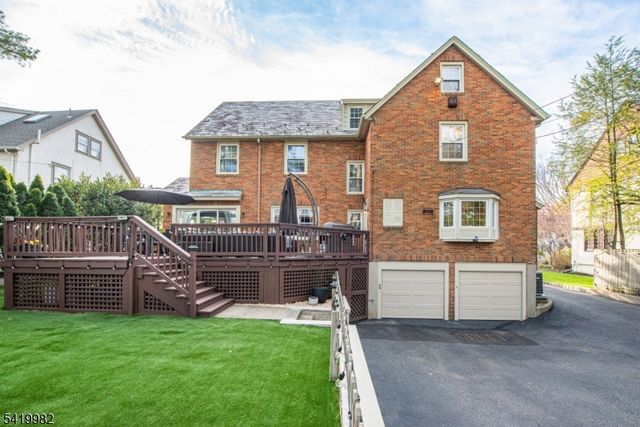 19 The Fairway, Montclair Twp., NJ 07043