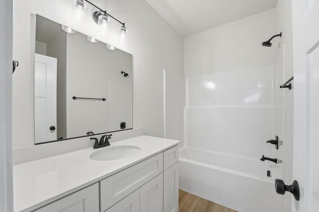 1382 Meadow Rose Place, Waukee, IA 50263