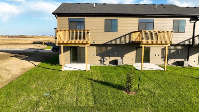 1382 Meadow Rose Place, Waukee, IA 50263