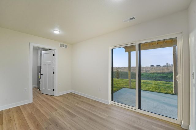 1382 Meadow Rose Place, Waukee, IA 50263