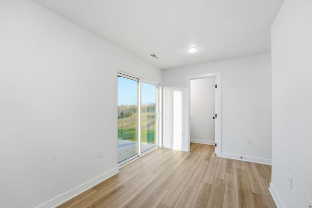 1382 Meadow Rose Place, Waukee, IA 50263