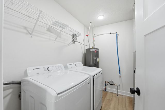 1382 Meadow Rose Place, Waukee, IA 50263