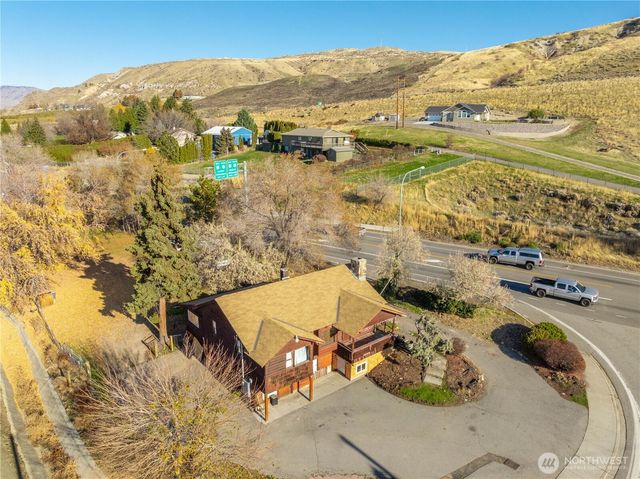 5 35th Street NW, East Wenatchee, WA 98802