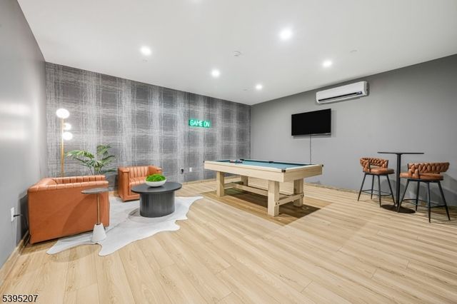 201 Encampment Ct, Montville Twp., NJ 07082