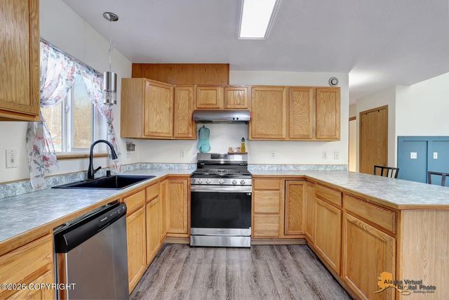 6981 W Cambridge Drive, Wasilla, AK 99623