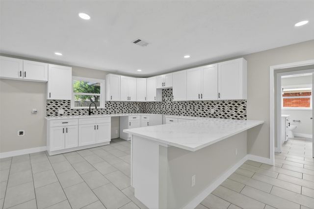 206 Mockingbird Lane, Pasadena, TX 77502