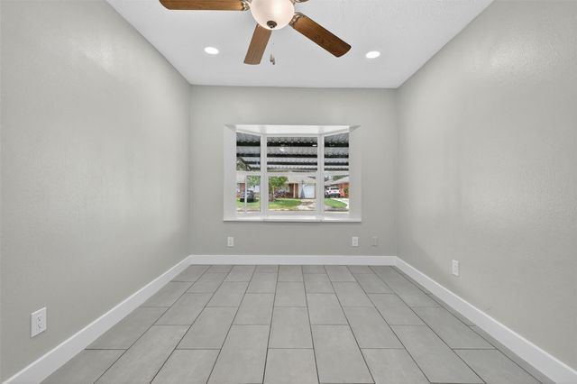 206 Mockingbird Lane, Pasadena, TX 77502
