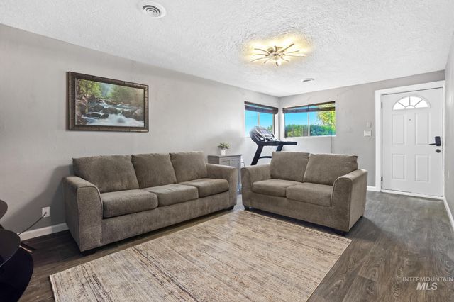 321 W Boise St., Kuna, ID 83634