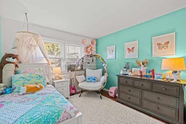 900 Ricka CT, Chesapeake, VA 23322