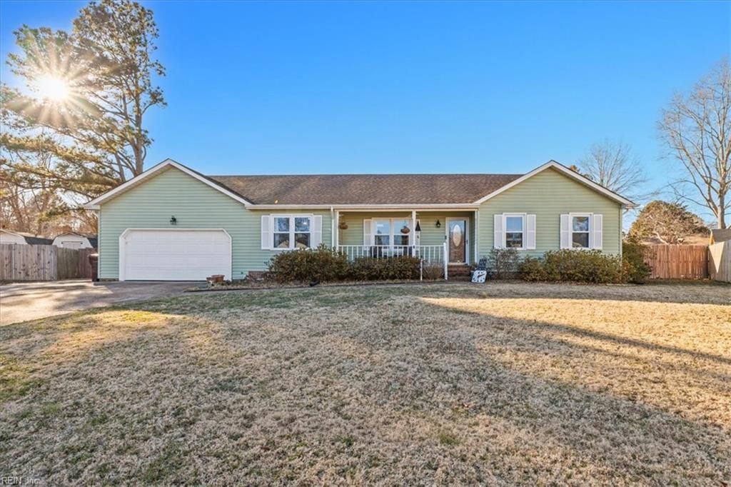 900 Ricka CT, Chesapeake, VA 23322