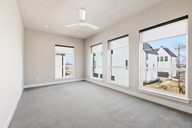 129 Garden Court E, Arlington, TX 76013