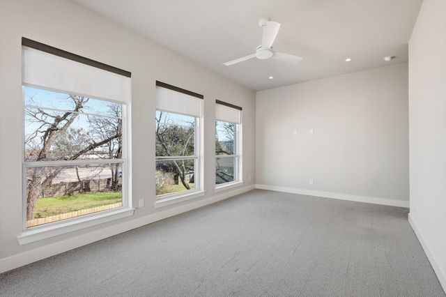 129 Garden Court E, Arlington, TX 76013