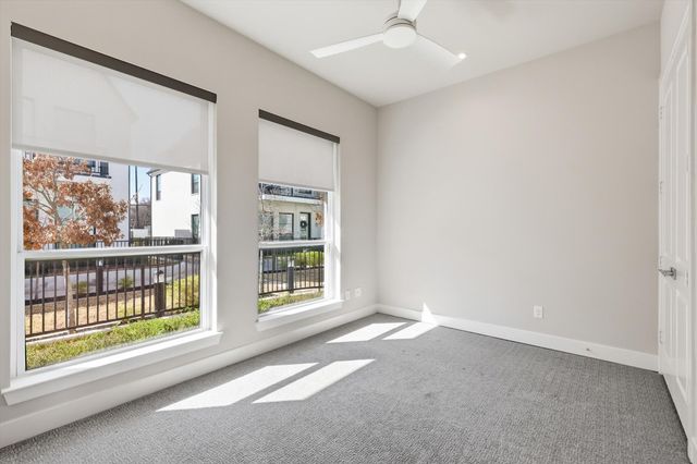 129 Garden Court E, Arlington, TX 76013