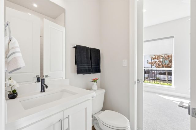 129 Garden Court E, Arlington, TX 76013