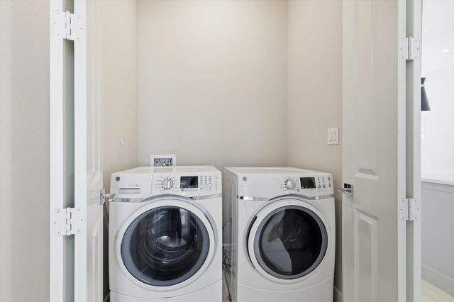 129 Garden Court E, Arlington, TX 76013