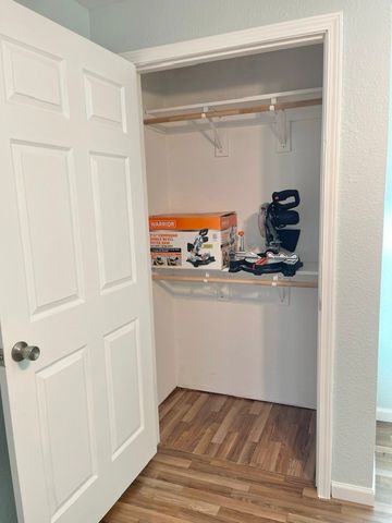 301 E 10th Street, Coleman, TX 76834