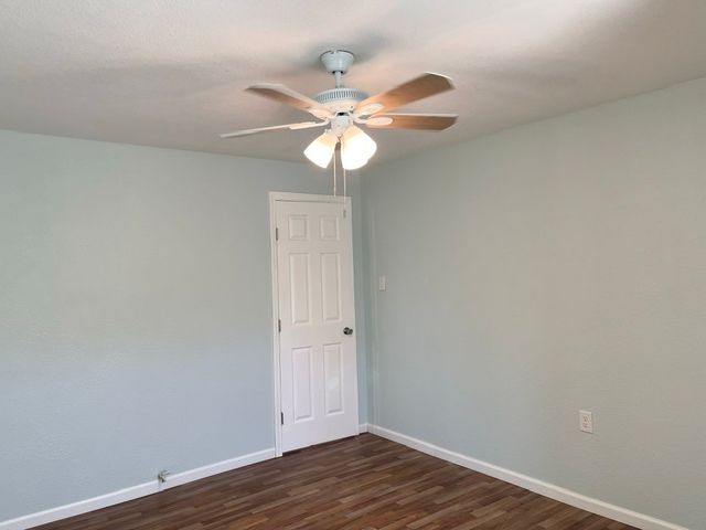 301 E 10th Street, Coleman, TX 76834