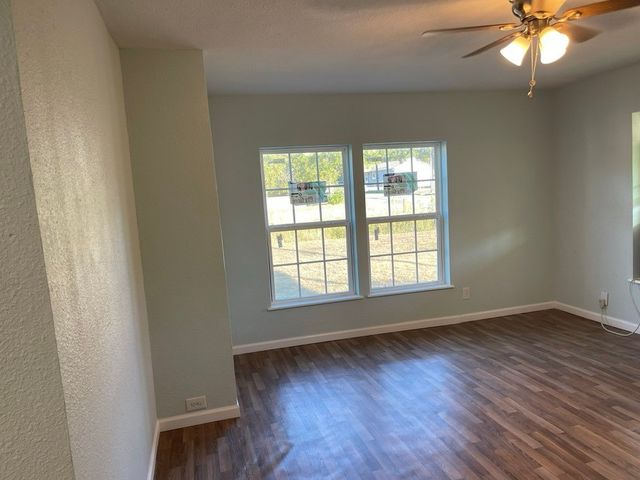 301 E 10th Street, Coleman, TX 76834