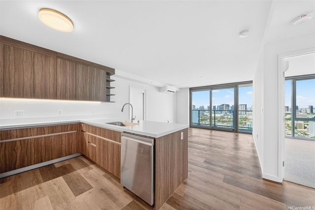 1515 Liona Street 3202, Honolulu, HI 96814