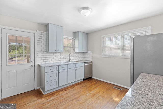 329 Hampton Street, Mcdonough, GA 30253