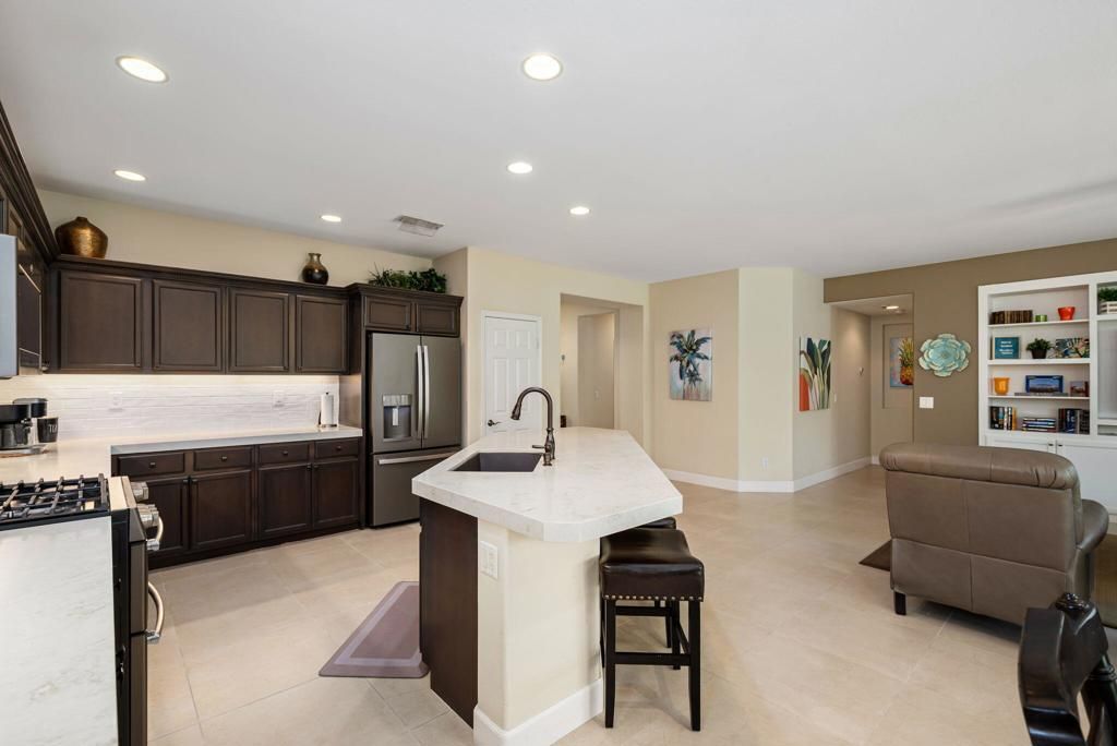 Image 14 of property listing at 60179 Honeysuckle Street, La Quinta, CA 92253