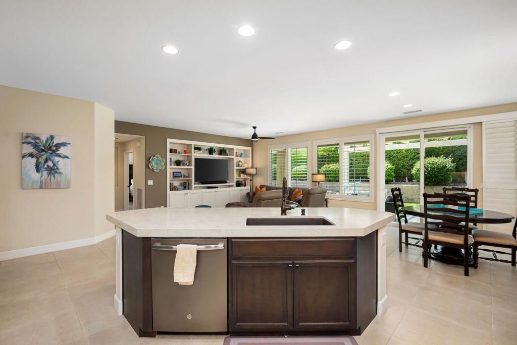 Image 16 of property listing at 60179 Honeysuckle Street, La Quinta, CA 92253