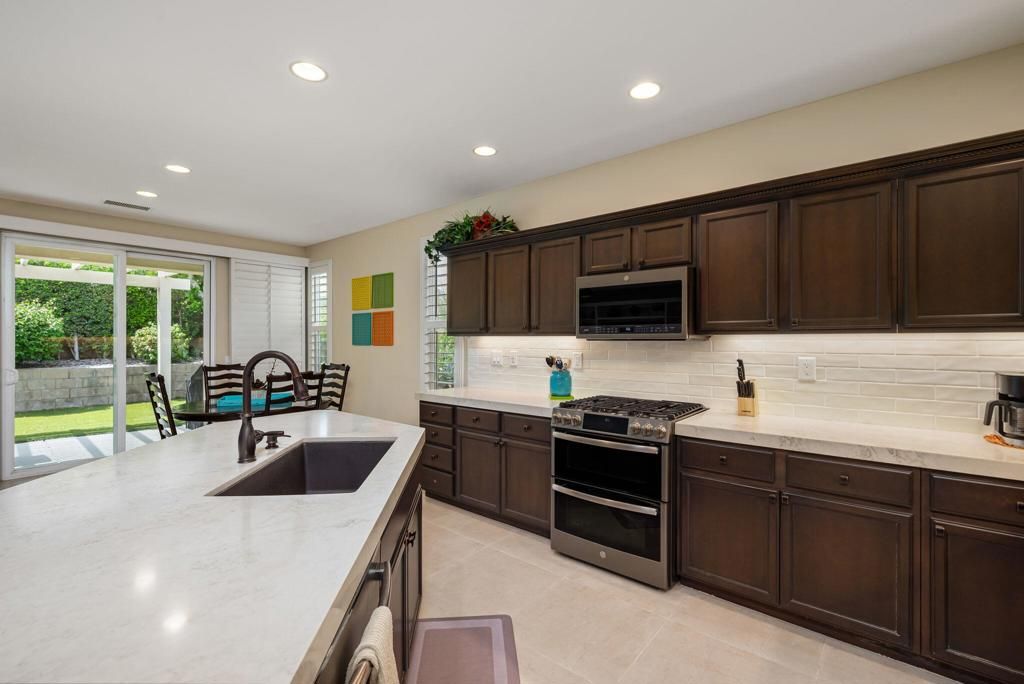 Image 19 of property listing at 60179 Honeysuckle Street, La Quinta, CA 92253